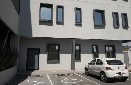 Imagen 6 de 7 de Oficina En 1er Nivel En Renta En Los Olvera, Querétaro
