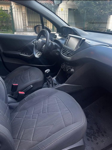 Peugeot 208 1.6 Allure Touchscreen