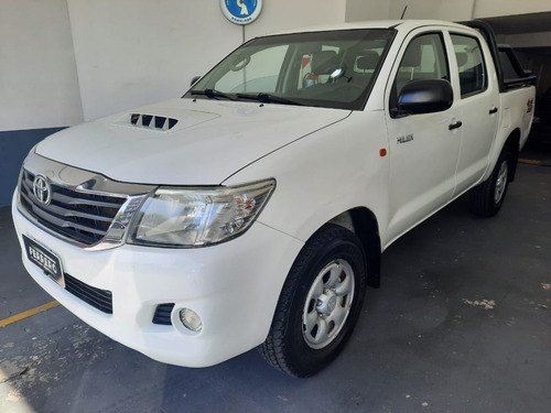 Toyota Hilux 4x4 2.5 Tdi Cab Doble Dx Pack 2014 Financio