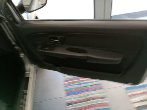 Fiat Strada 1.4 Hard Working Cab. Dupla Flex 3p