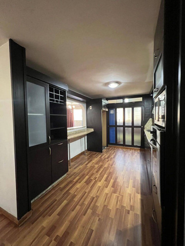 En Alquiler Apartamento, En El Conjunto Residencial Valparaíso, San Diego; 300$ Mml Solo Clientes