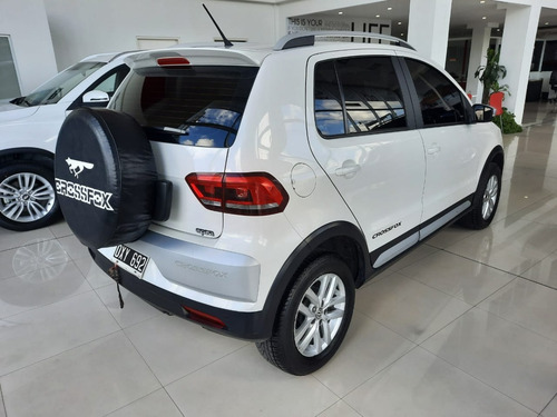 Volkswagen Crossfox Highline 1.6 16v Mt 2015 77.000 Km. Blco