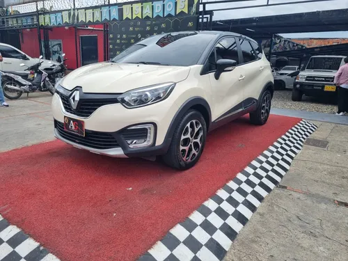 Renault Captur 2.0 At
