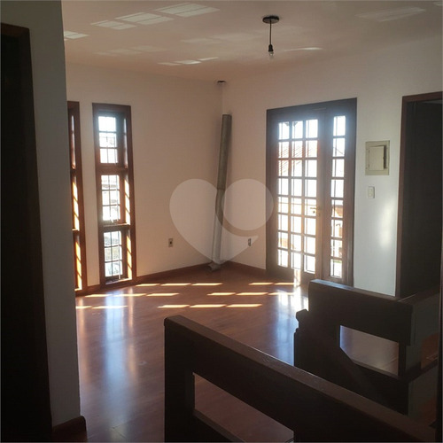 Imagem 16 de 30 de Linda Casa Em Condomínio De 3 Dormitórios Com Suíte - Reo485544