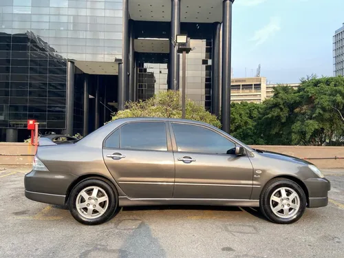 Mitsubishi Lancer Touring