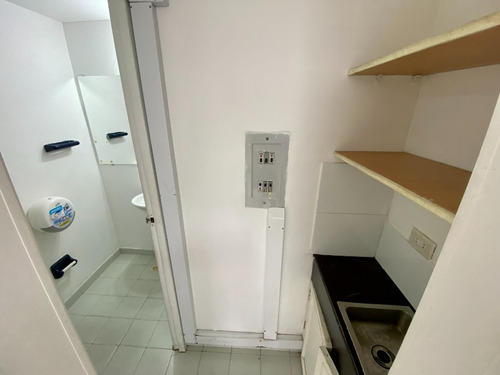 Imagen 12 de 22 de Arriendo Oficina 39m2. Chicó, Carrera 15. Piso 2, Espacio Amplio Vista Lateral, Con 1 Cupo De Parqueadero