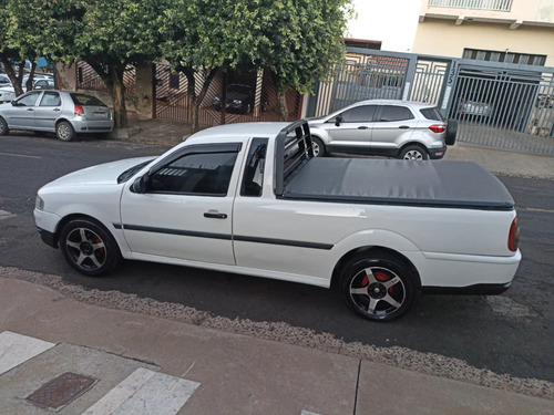 Volkswagen Saveiro 1.6 Trend Total Flex 2p