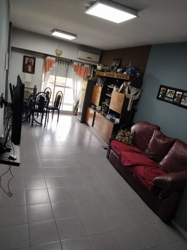 Hermoso Departamento Con Balcon En Venta, 3 Ambientes, Villa Lugano