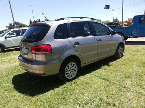 Volkswagen Suran 1.6 Trendline 2016