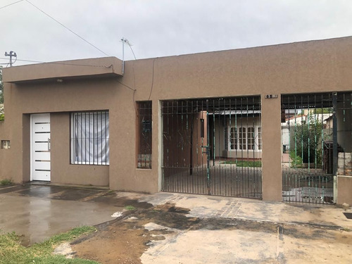 Casa En Venta En Bosques