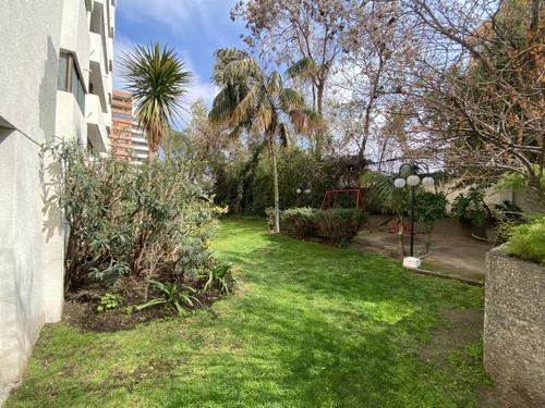 Departamento Av. Manquehue Sur/av. Colon