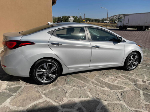 Hyundai Elantra 2.0 Limited Tech Navi At 2016