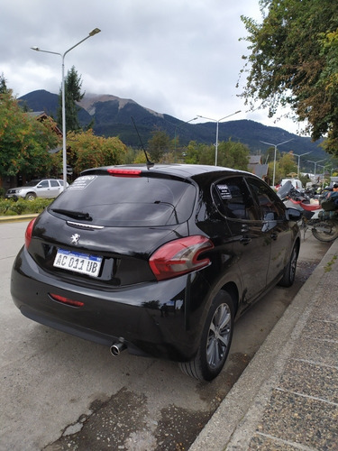Peugeot 208 1.6 Feline 2017