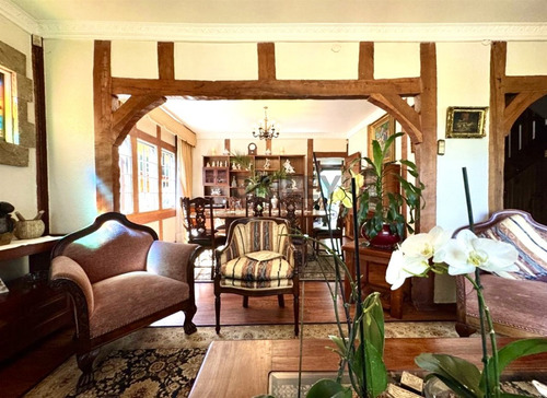 Se Vende Preciosa Y Gran Casa En Cerro Castillo