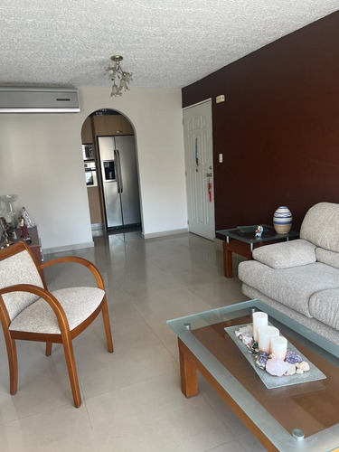 Hermoso Apartamento En La Villa De Plaza