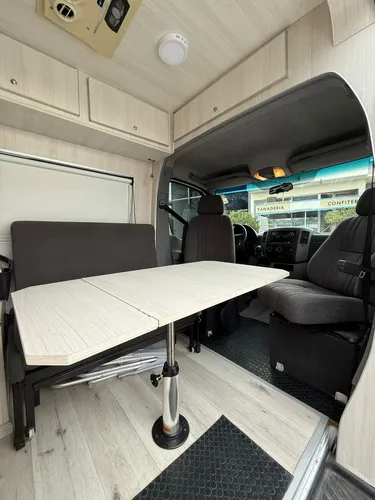 Mercedes Benz Sprinter 515 2013