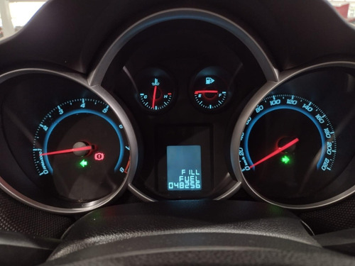 Imagem 9 de 14 de Chevrolet Cruze Cruze Hb Sport Lt 1.8 16v Flexp. 5p Mec Fle