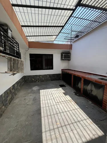 Vende Casa En Urb. Los Sauces