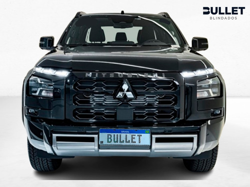 Mitsubishi Triton 2.4 Katana Cab. Dupla 4X4 Aut. 4P
