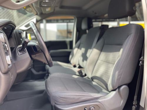 GMC Sierra 5.4 Cabina Regular Sle 4x4 At