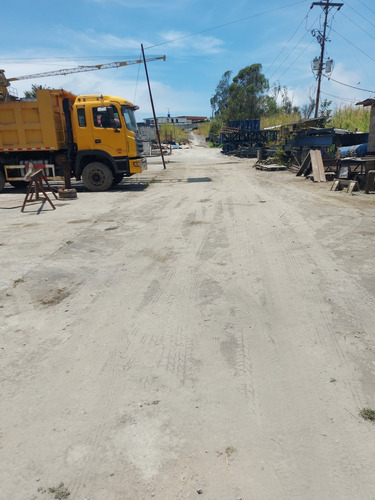 Terreno De 6.400 Mts Plano Uso Comercial