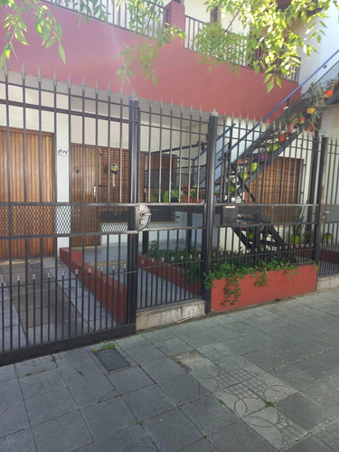 Casa Ideal 2 Familias Con Garage Y Fondo Libre - Valentín Alsina, Lanús