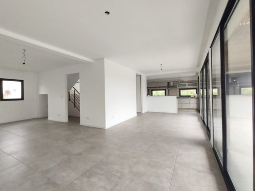 Imagen 2 de 21 de Casa En Venta En Los Olivares