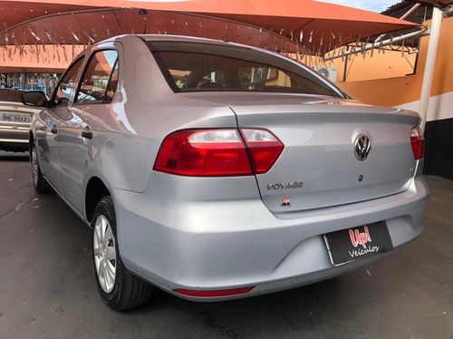 Volkswagen Voyage