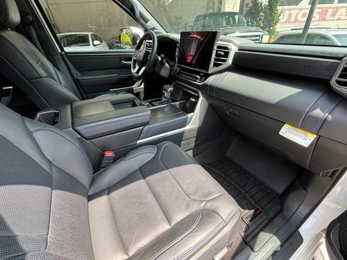 Toyota Tundra 5.7 Limited 4x4 At