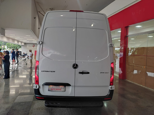 Mercedes-Benz Sprinter Furgão 2.2 Cdi 314 Street Longo Teto Baixo 9m3 5p 6 marchas