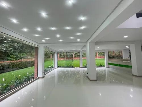 Casa En Arriendo En El Poblado. Cod A776056