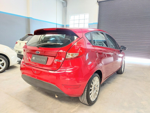 Ford Fiesta Kinetic Design 1.6 Se Plus Powershift 120cv 2016