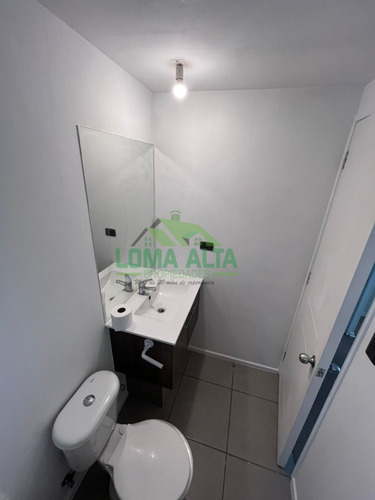 Casa De 4 Dormitorios Y 3 Baños Comuna De Puente Alto