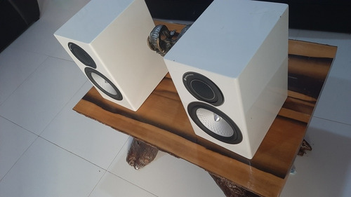 Imagen 1 de 10 de Bocinas De Repisa Monitor Audio