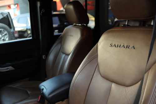 Jeep Wrangler 3.7 Unlimited Sahara 3.6 4x4 At