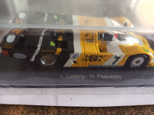Porsche 956 #7 Winner Le Mans 1984 Spark 1/43 Diecast Amarillo (Usado)