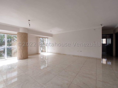 Apartamento En Venta Urb San Isidro Suites 23-1894 Apd