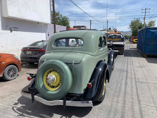 Imagen 9 de 14 de Ford Victoria Sedan