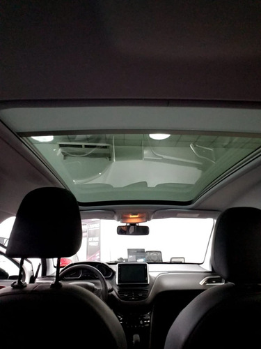 Peugeot 2008 Feline Tiptronic E