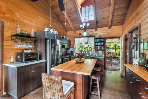 Casa En Venta En Colonia El Tuito, Cabo Corrientes, Jalisco