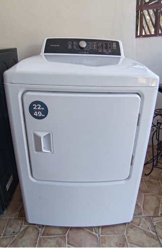 Secadora Frigidaire Modelo Ffre4120sw