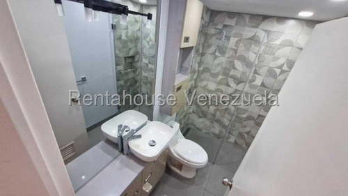 Alquiler Estupendo Apartamento Campo Alegre Om# 25-19370
