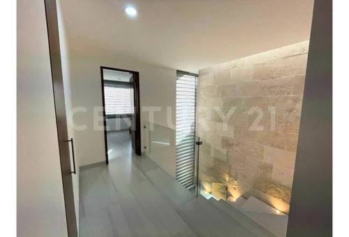 Casa En Venta En Mayorazgo En Leon Gto