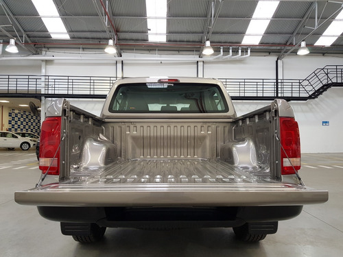 Imagen 7 de 25 de Volkswagen Amarok V6 Comfortline 258cv Entrega Inmediata