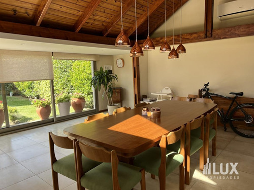 Imagen 30 de 30 de Venta Casa 3 Dormitorios Jardín Piscina Quincho . Av Pellegrini Al 100 Roldán