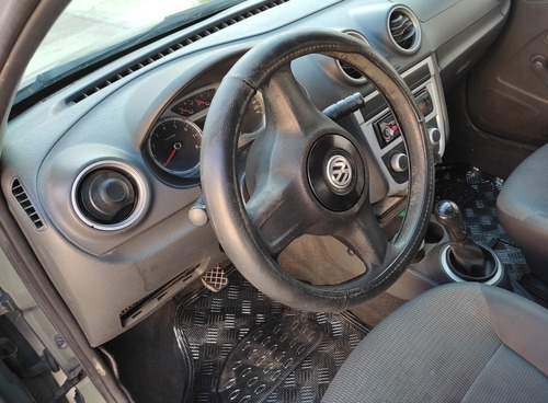 Imagen 5 de 7 de Volkswagen Gol 2012 1.6 Trendline Mt 5 P Hatchback