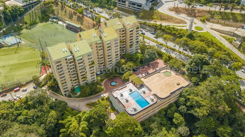 Imagen 1 de 30 de La Esmeraldas Apartamento En Venta 22-10811