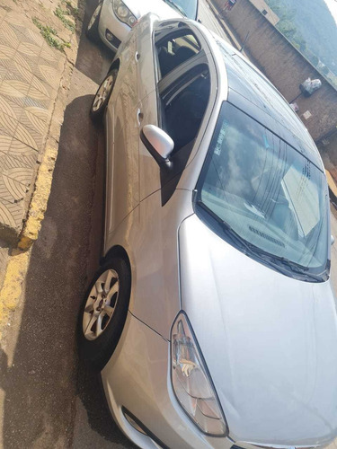 Imagem 5 de 8 de Fiat Grand Siena 2014 1.4 Attractive Flex 4p