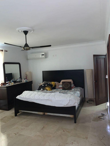 Imagen 10 de 14 de Se Vende Apto 241.35mt2 2do Nivel En El Embrujo I