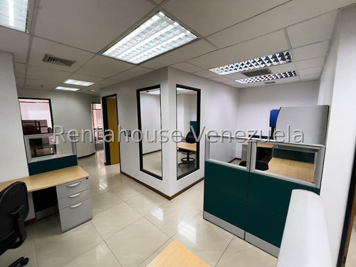 Oficina En Venta - Urb. Chacao.